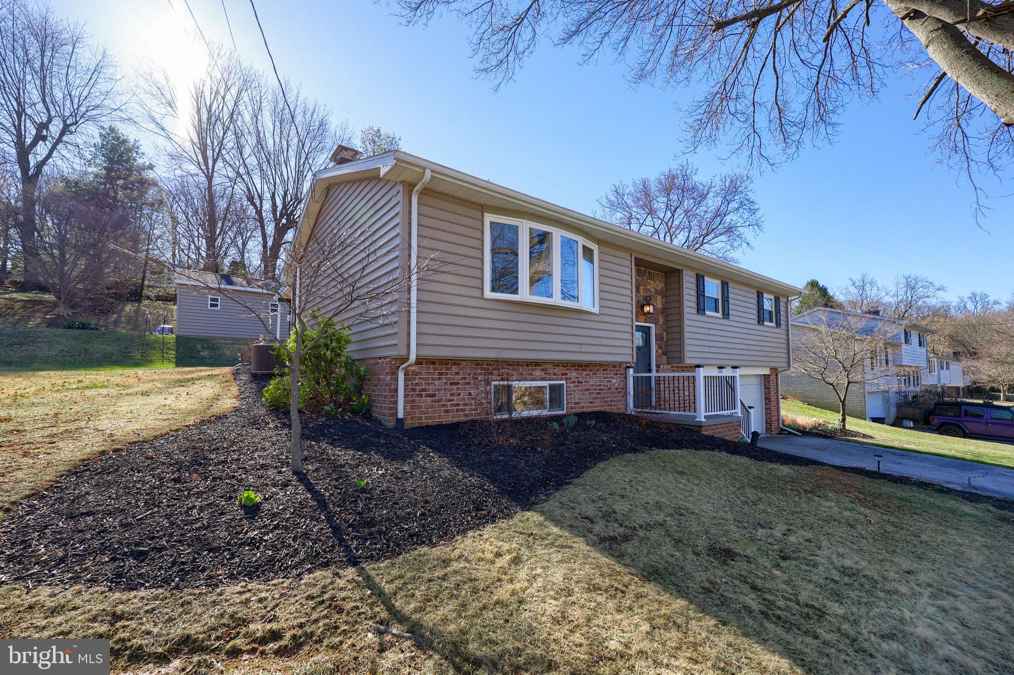 ARLINGTON PARK - Residential