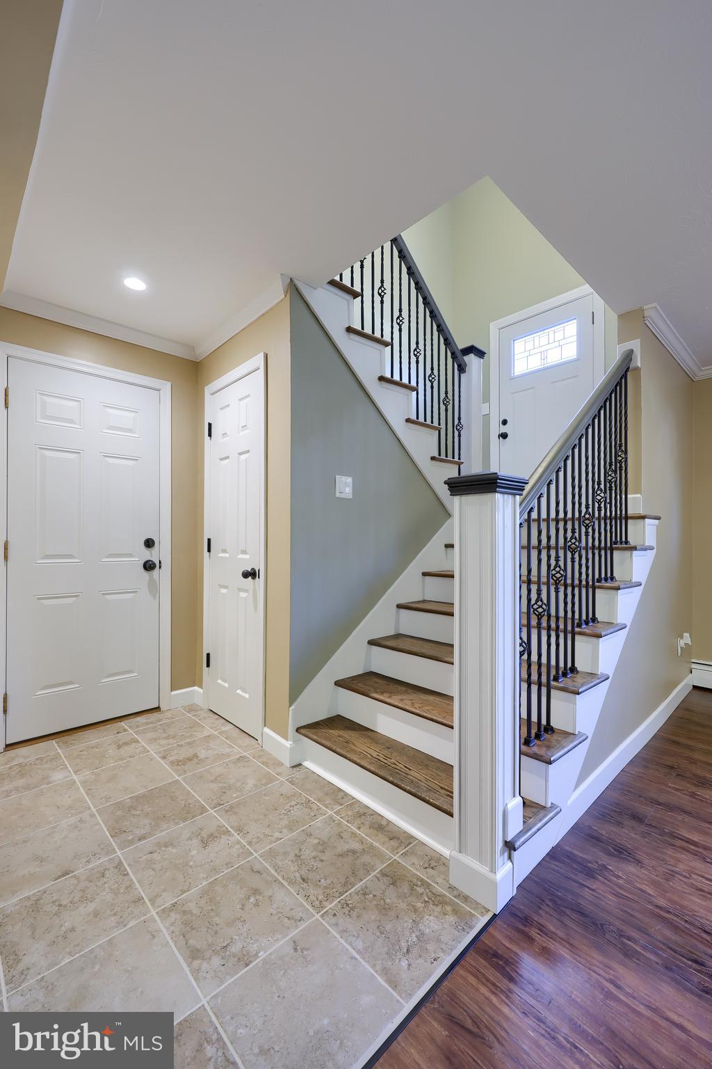 ARLINGTON PARK - Residential