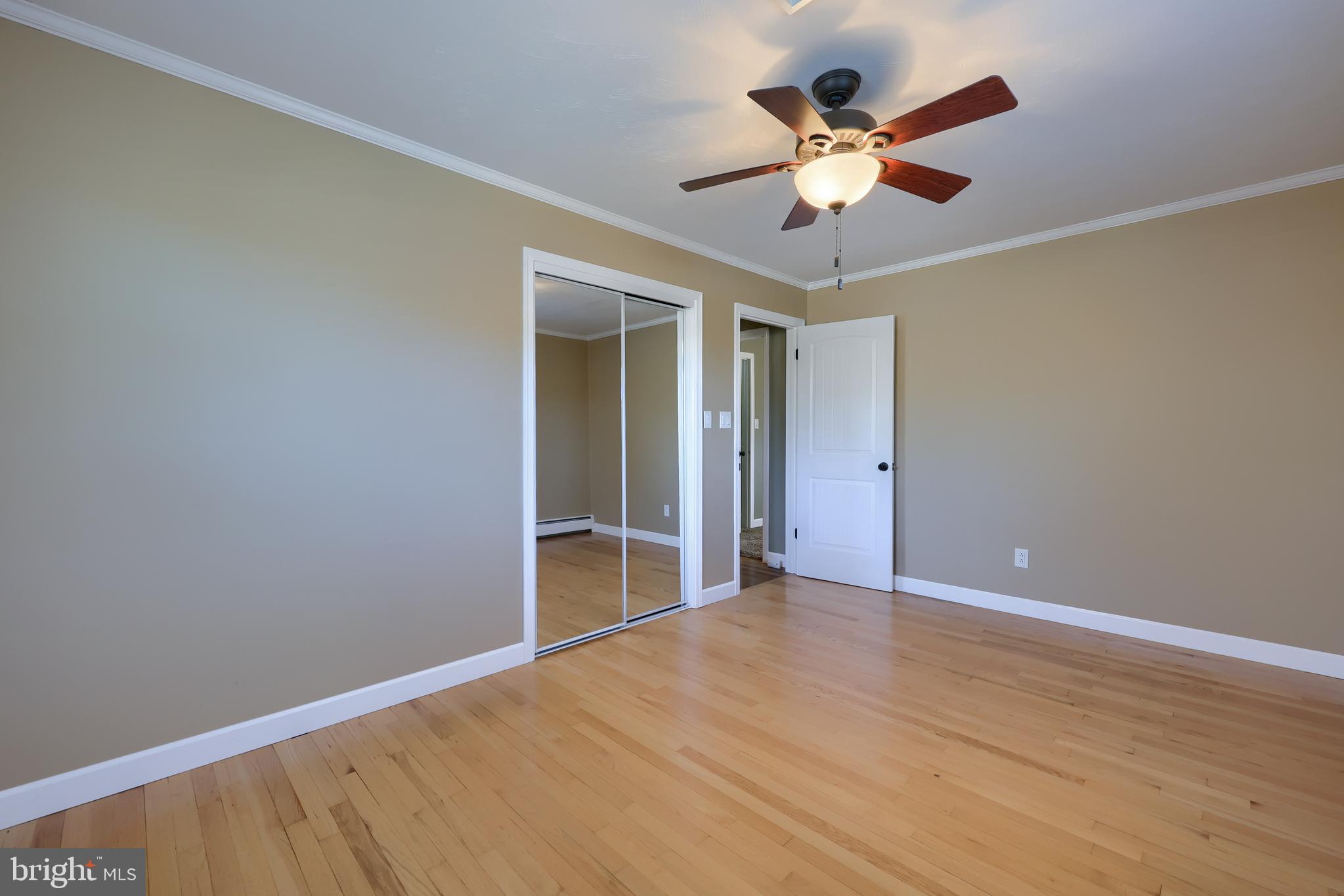 ARLINGTON PARK - Residential