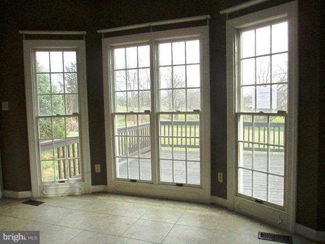 LOCUST HILL - Residential