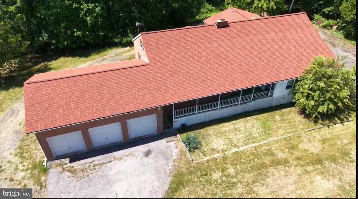 GOLDEN BEACH - Residential