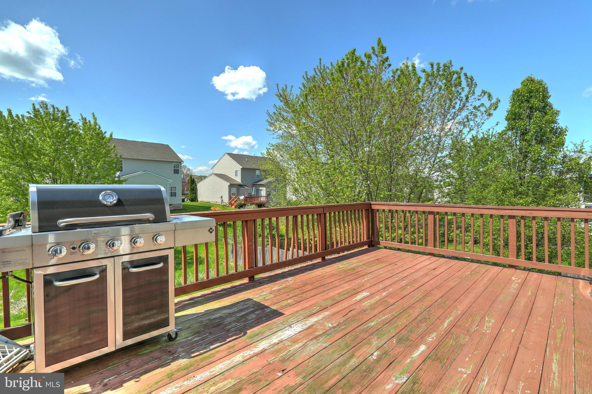 HUNTER CREEK - Residential