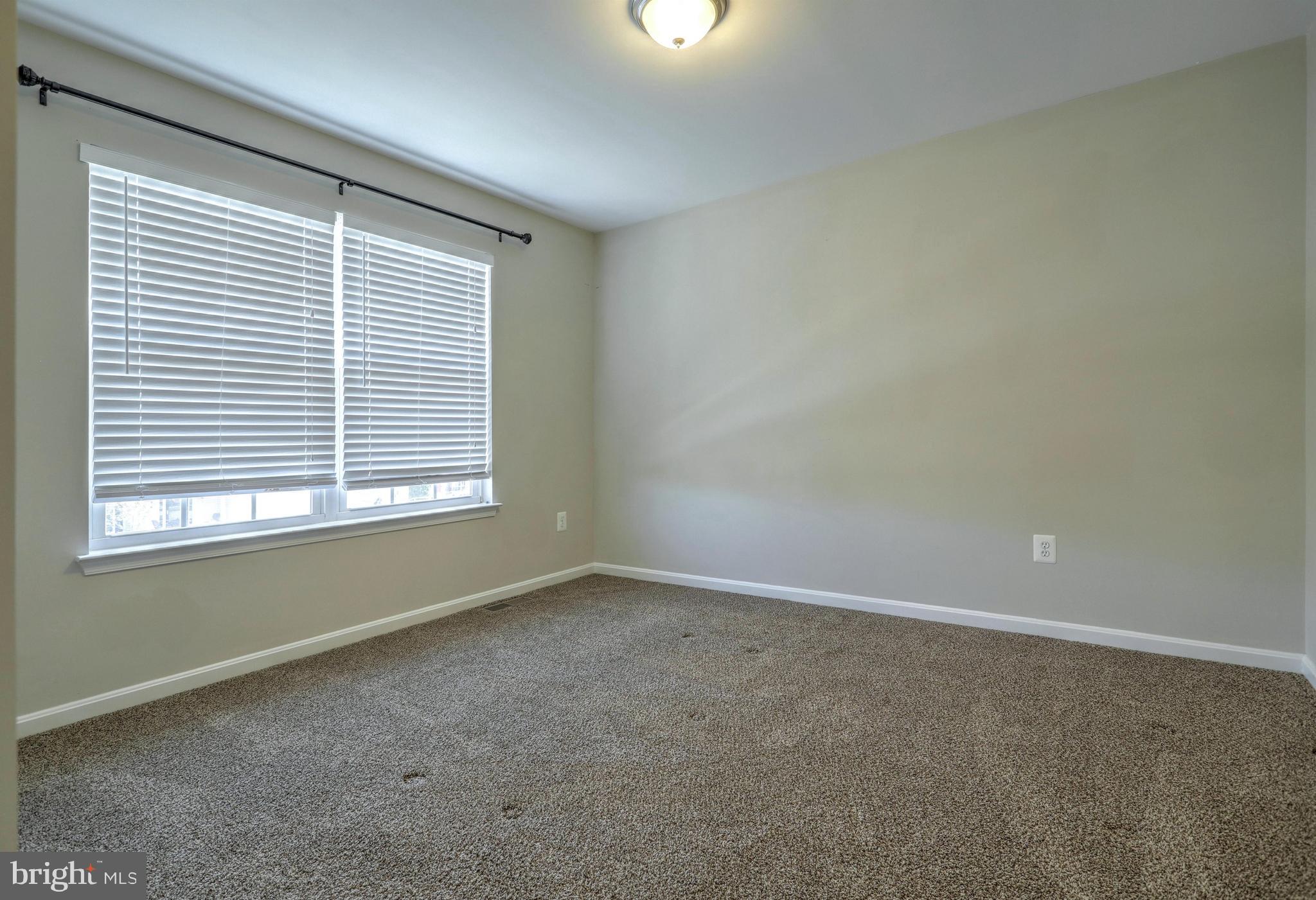 HUNTER CREEK - Residential