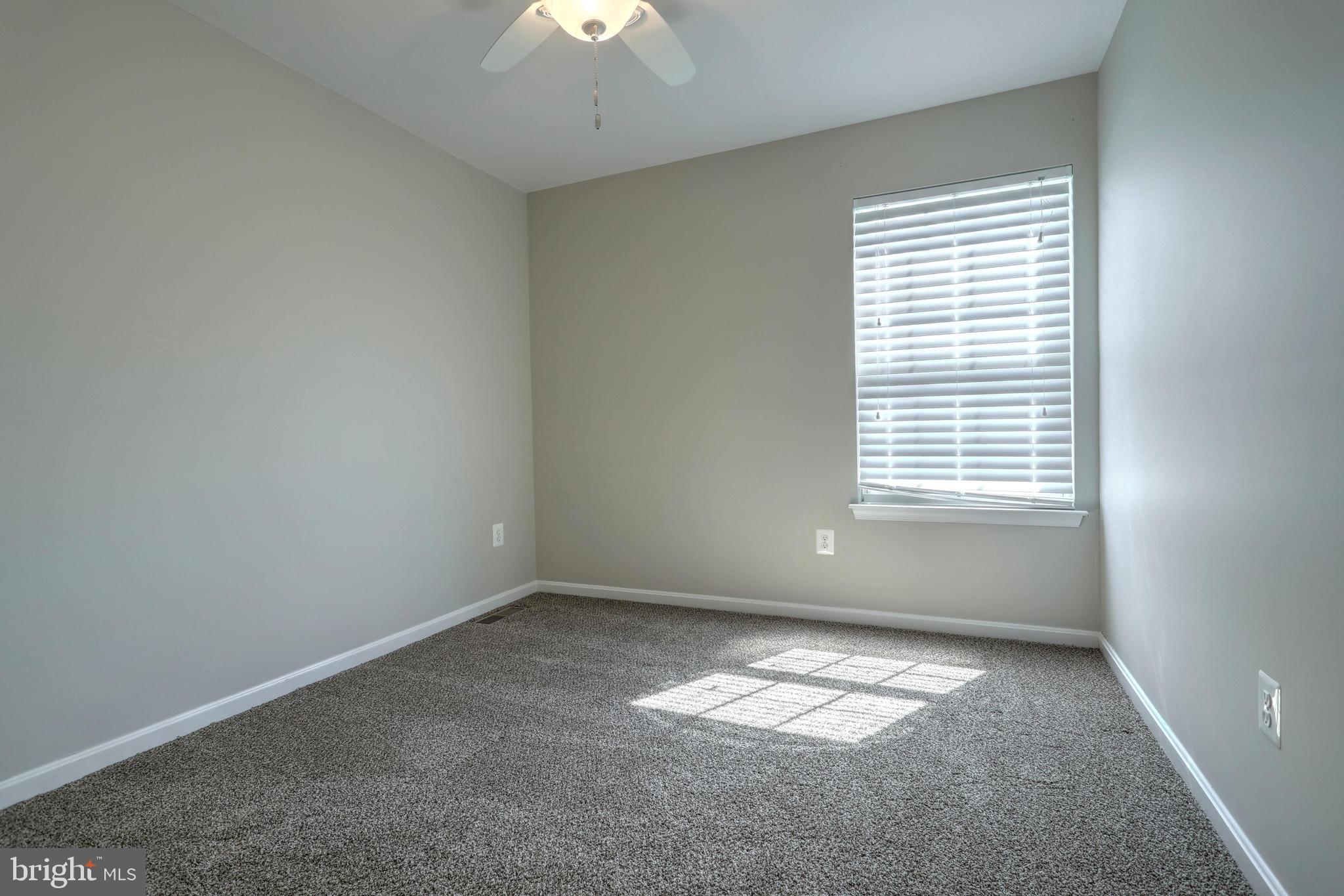HUNTER CREEK - Residential