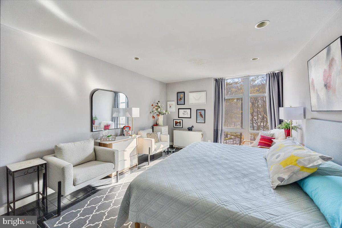 WYNNEFIELD HEIGHTS - Residential