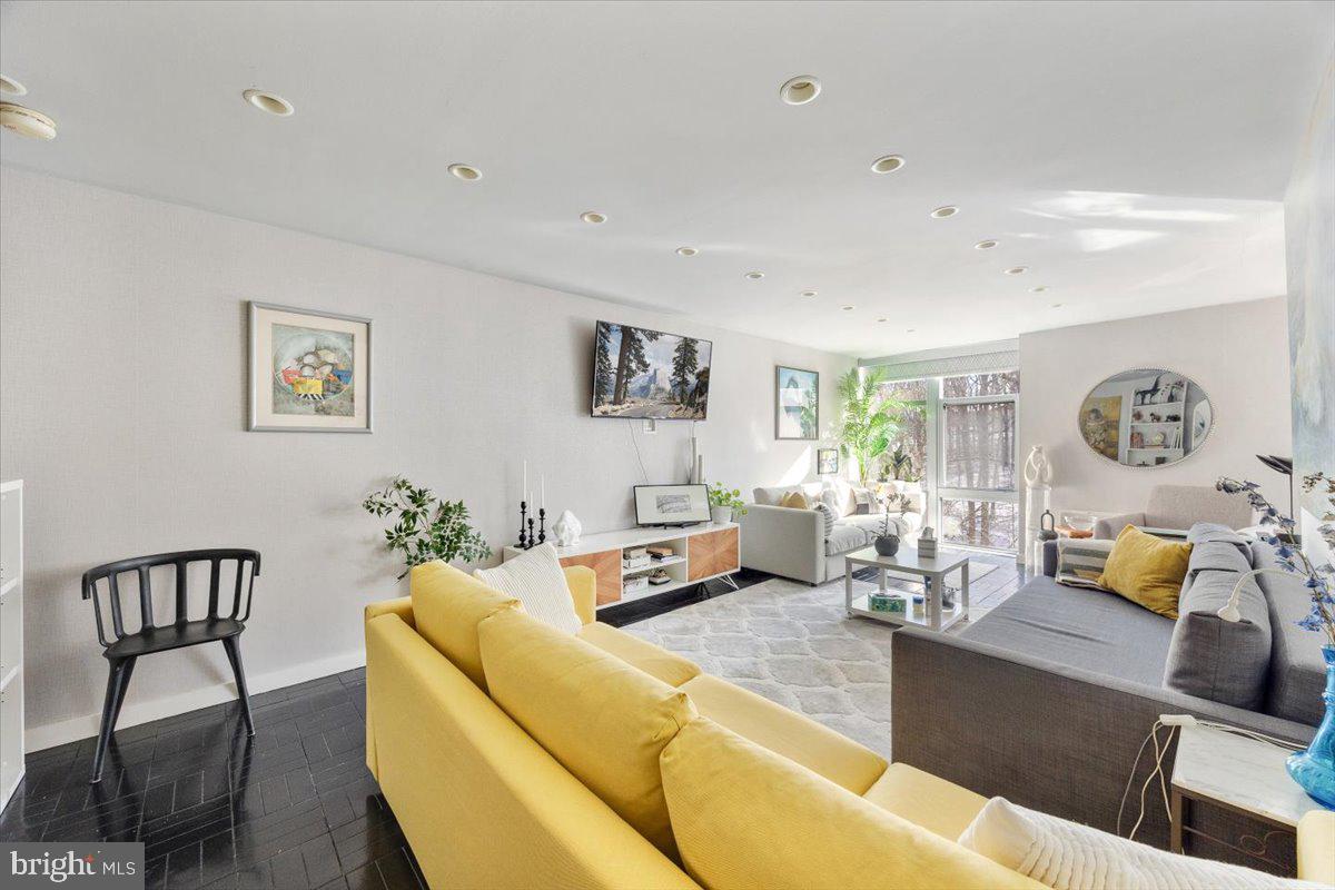 WYNNEFIELD HEIGHTS - Residential
