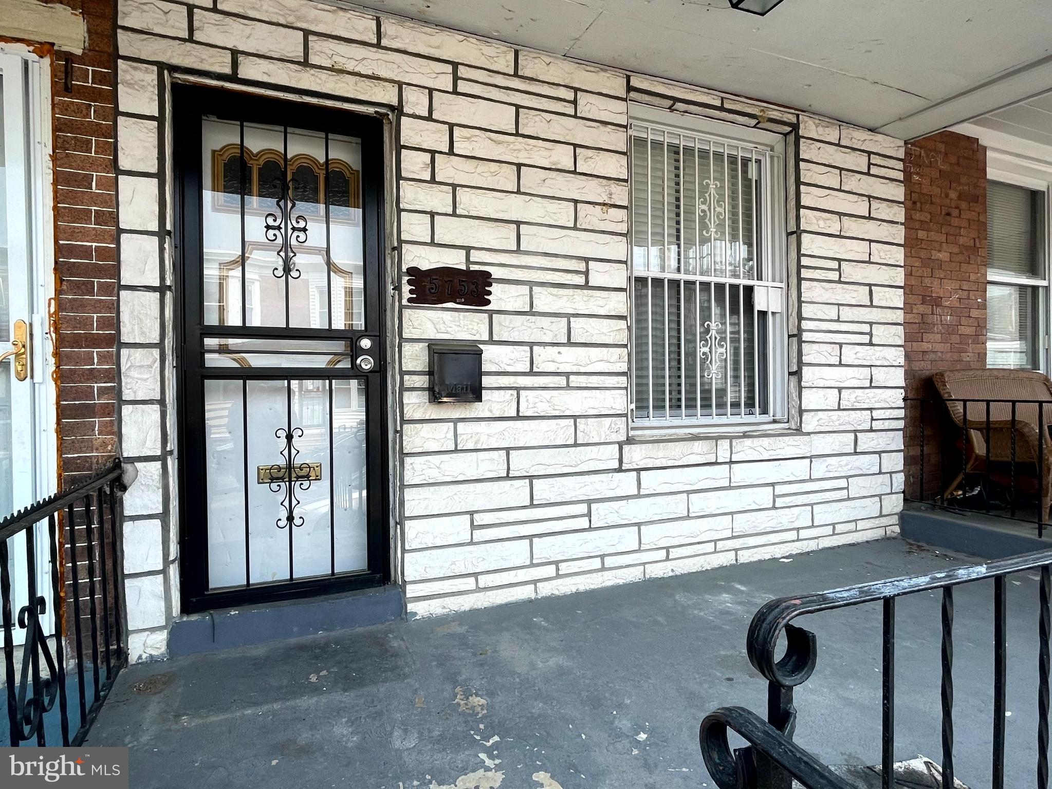 WEST OAK LANE - Residential