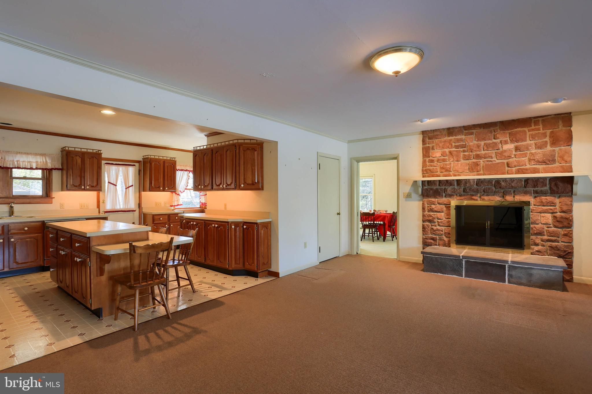 BLOSSOM HILL - Residential