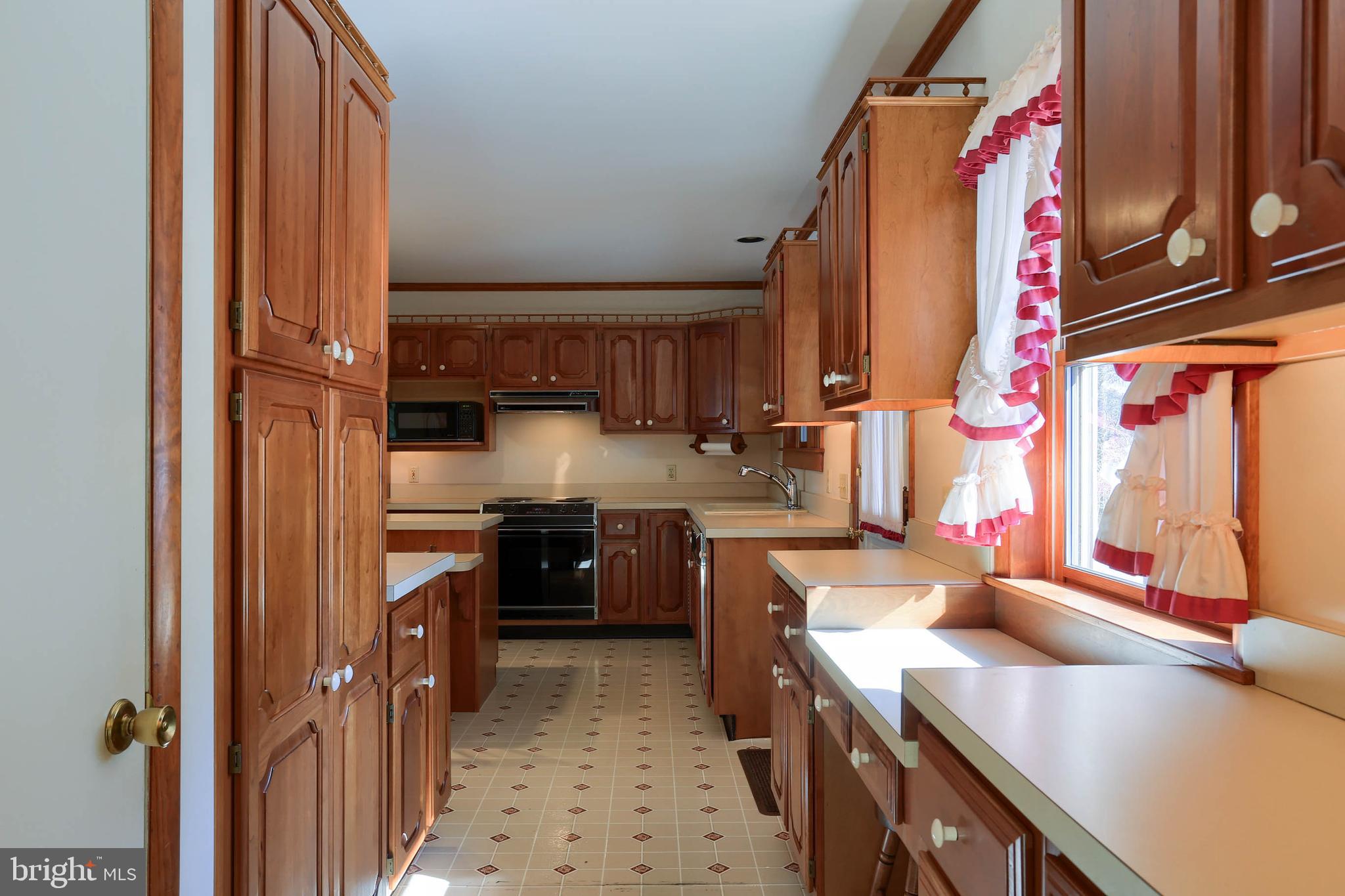 BLOSSOM HILL - Residential