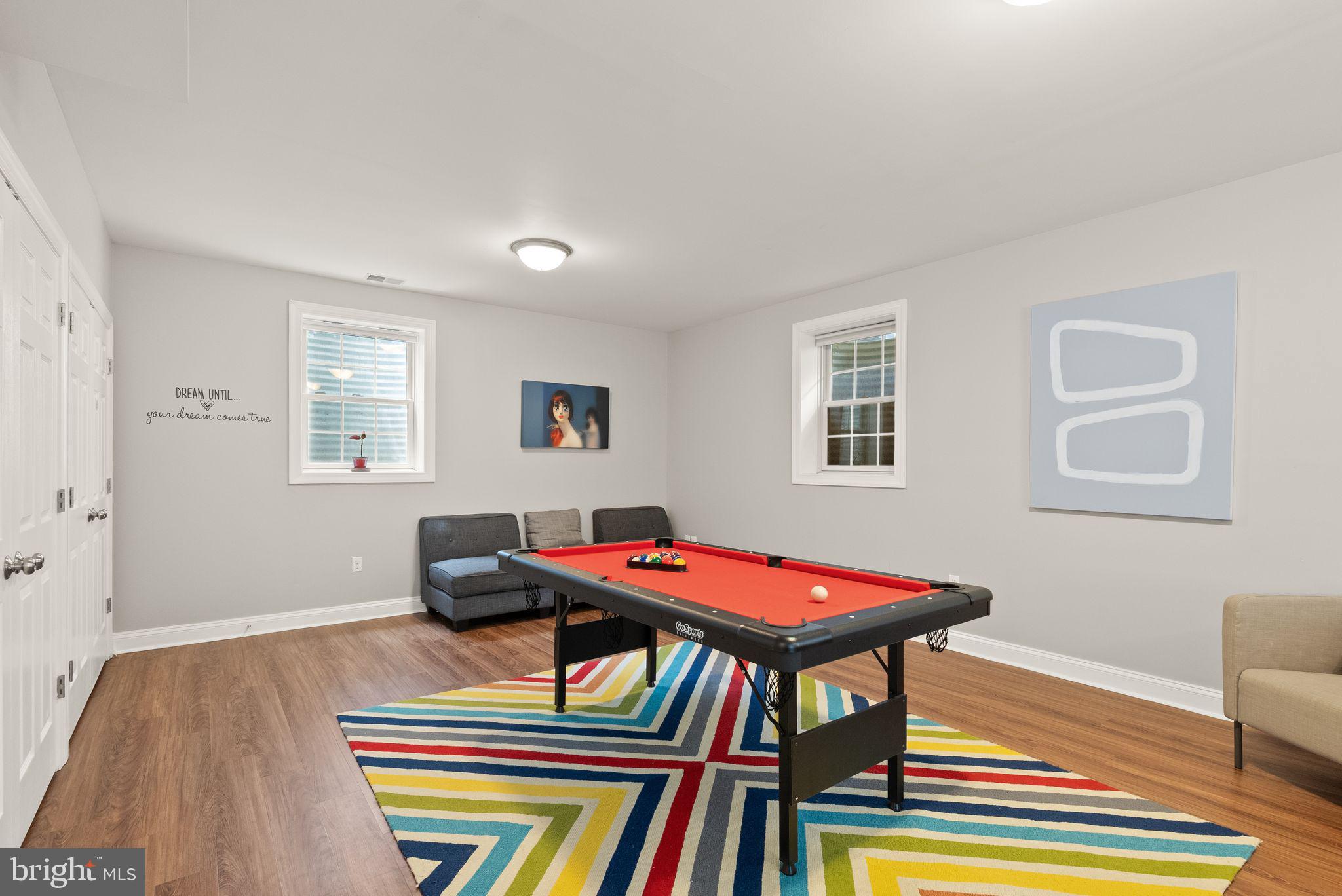 CHURCHILL - Residential