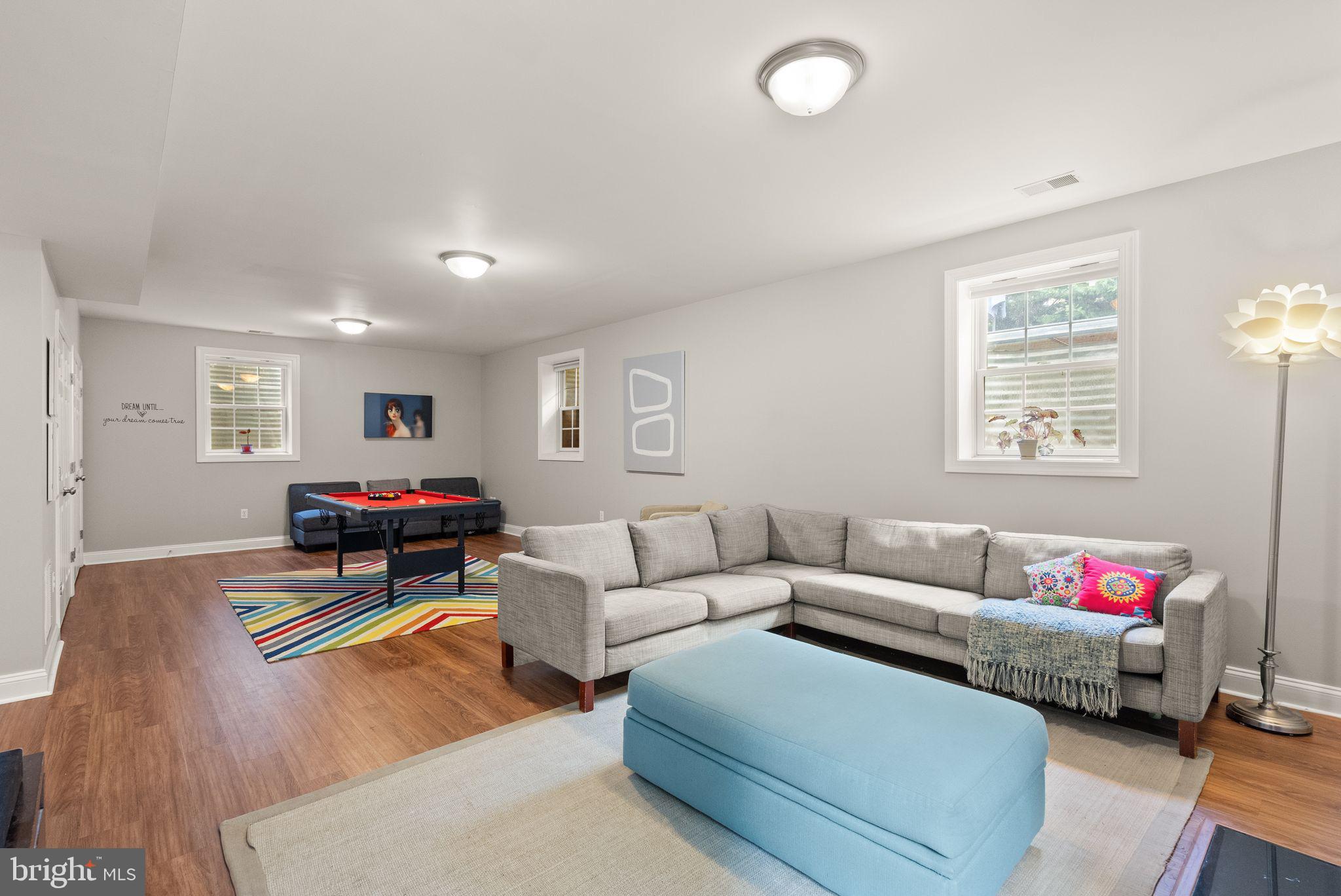 CHURCHILL - Residential