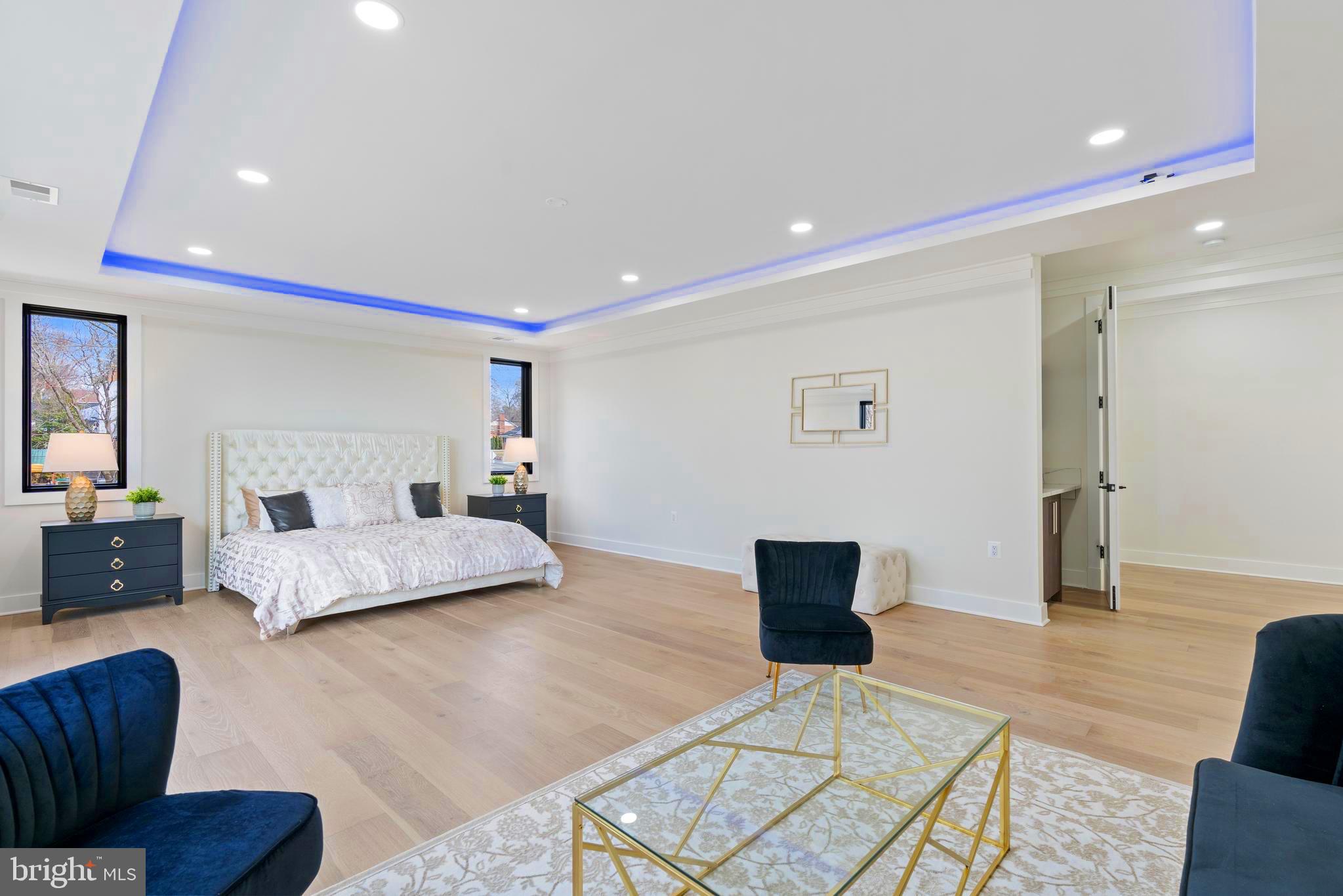 CONDON MANOR OF MCLEAN - Residential