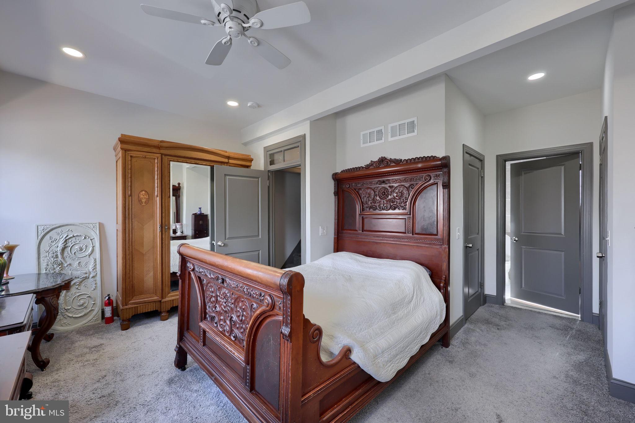 COLUMBIA BOROUGH - Residential