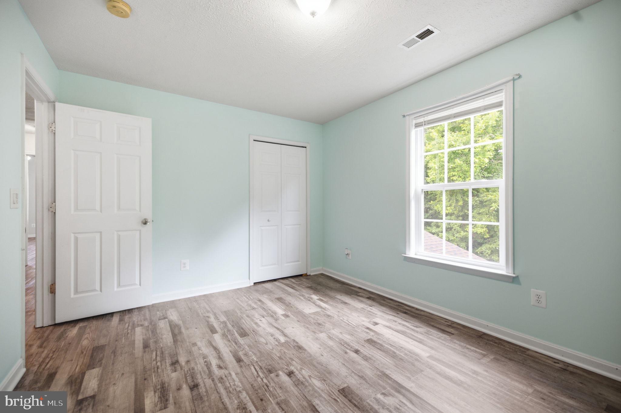 WILDERNESS SHORES - Residential