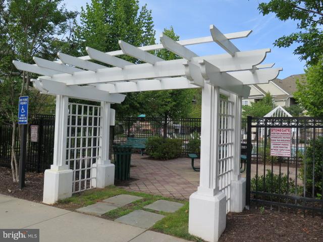 STONEGATE AT FAIRCREST - Residential Lease