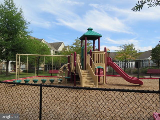 STONEGATE AT FAIRCREST - Residential Lease