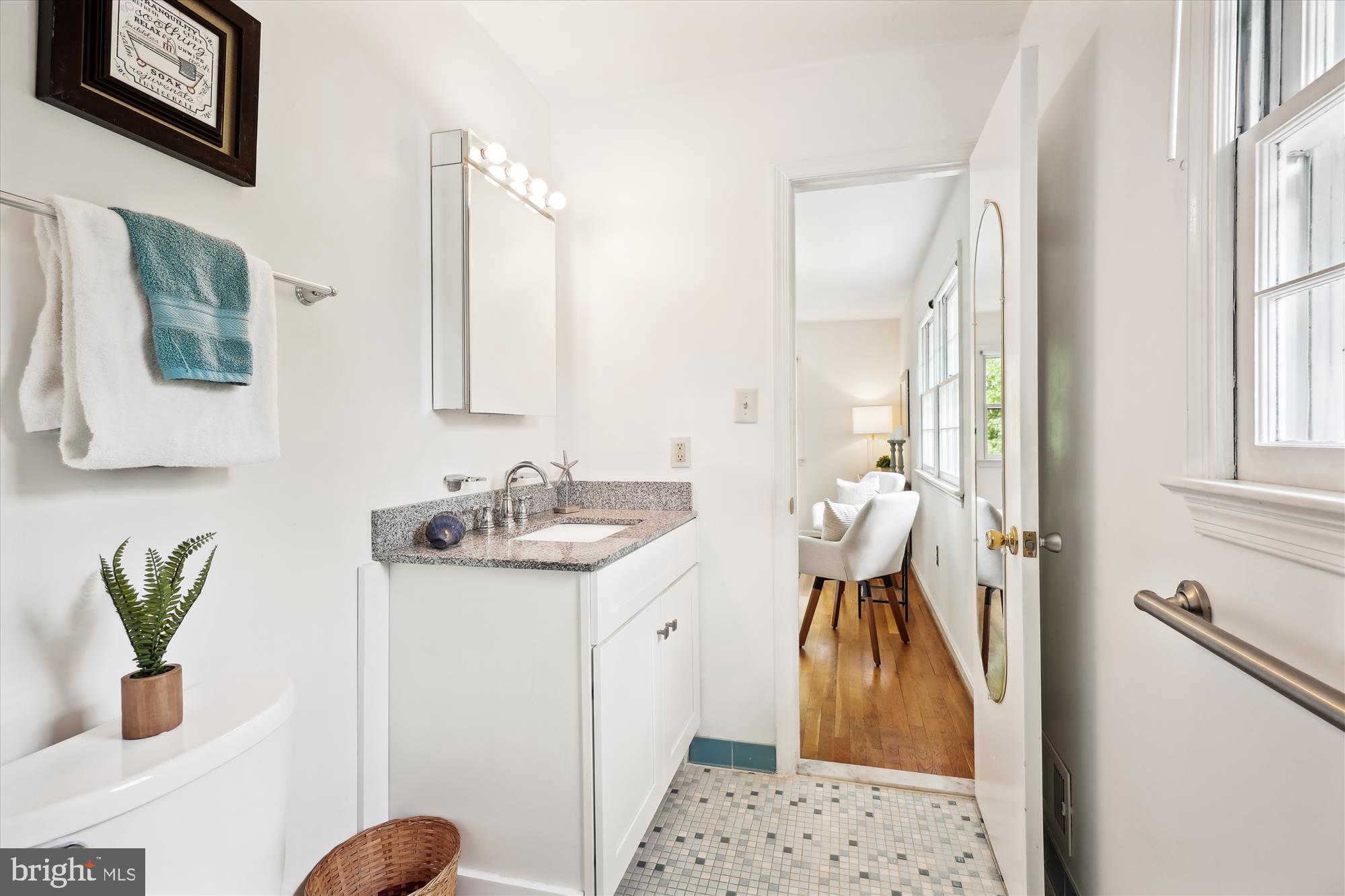 DIAMOND COURTS - Residential