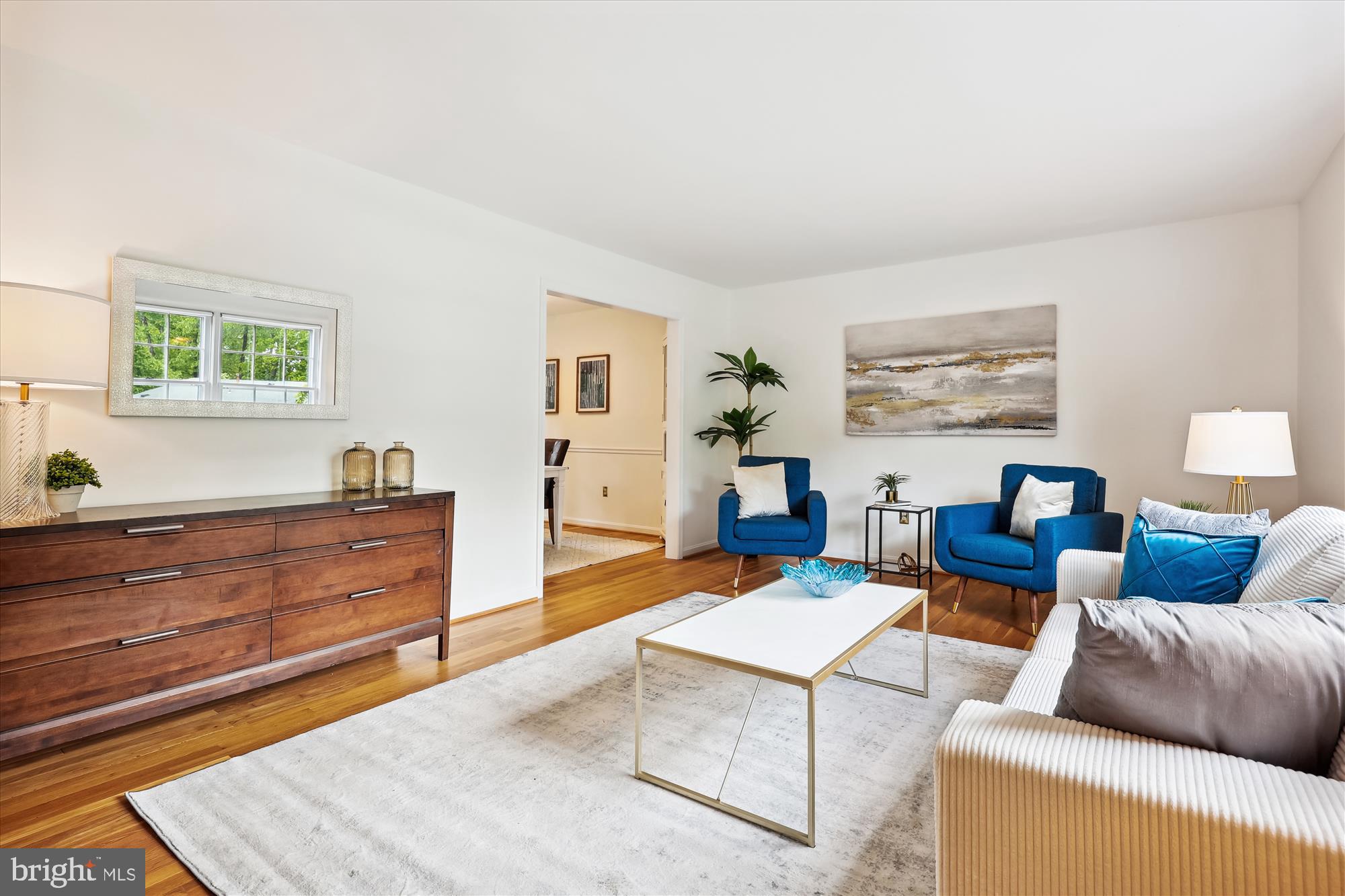 DIAMOND COURTS - Residential