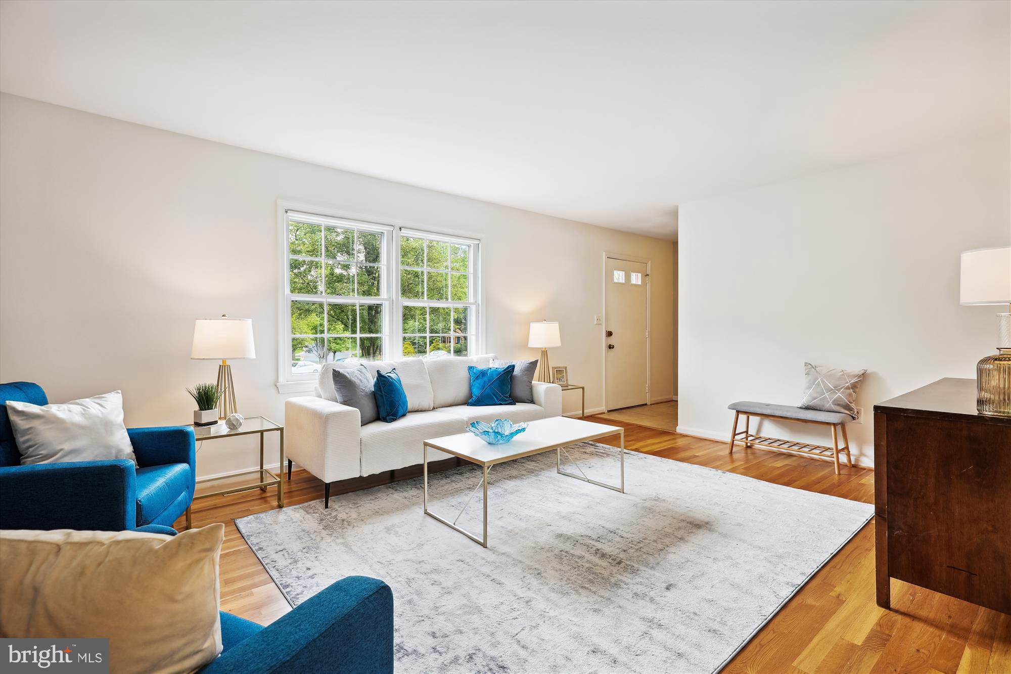 DIAMOND COURTS - Residential