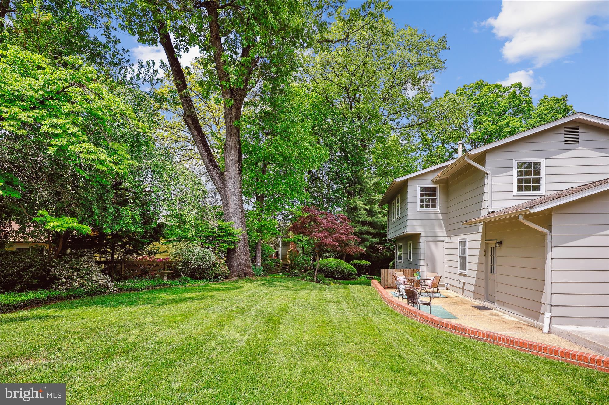 DIAMOND COURTS - Residential