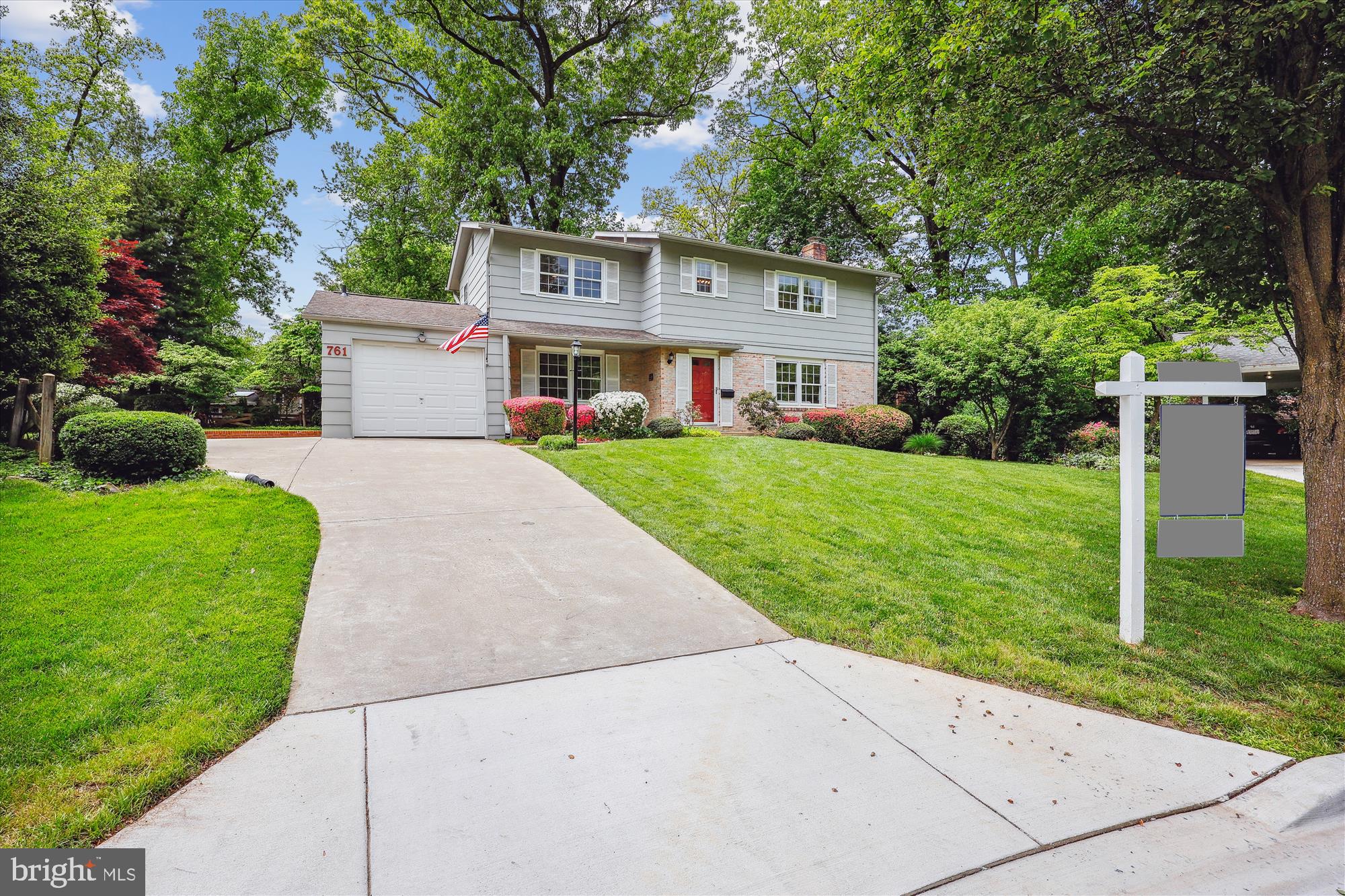 DIAMOND COURTS - Residential
