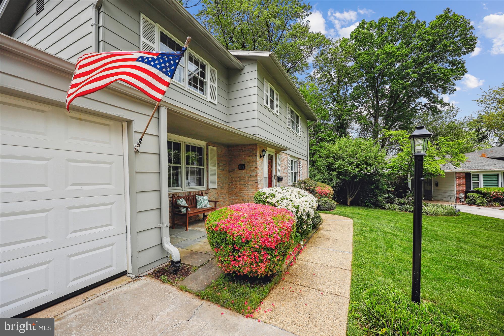 DIAMOND COURTS - Residential