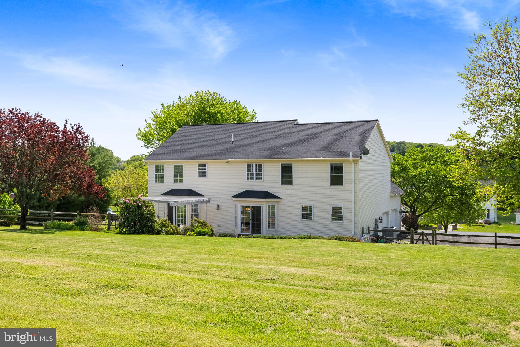 MAPLE LEAF ACRES - Residential