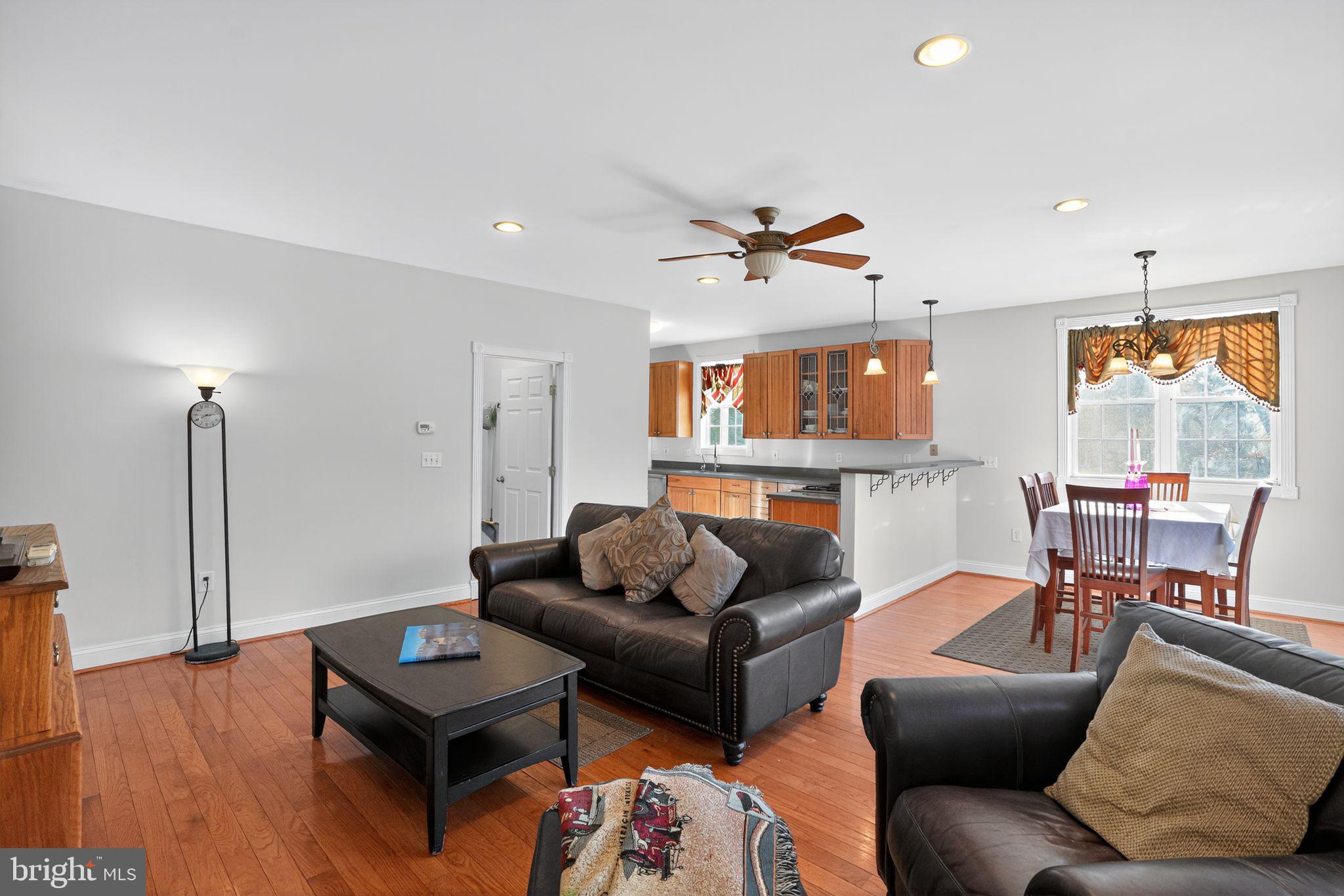 HIGH RIDGE - Residential
