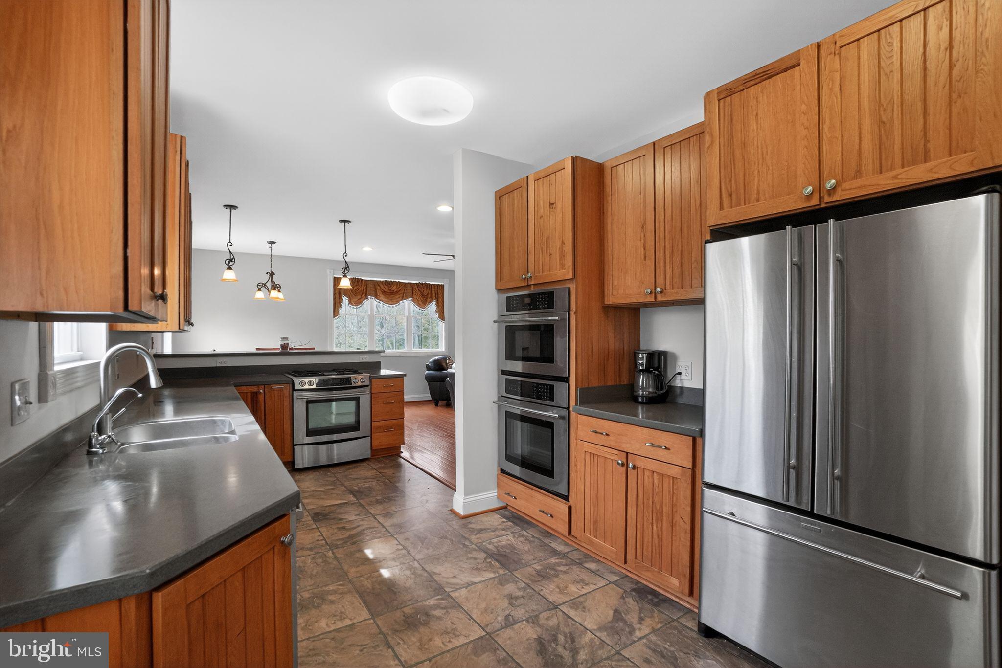 HIGH RIDGE - Residential