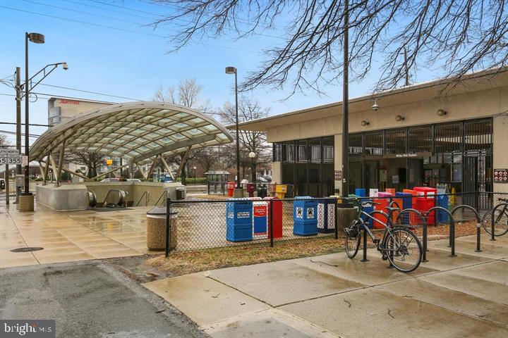 WHITE FLINT STATION - Residential Lease