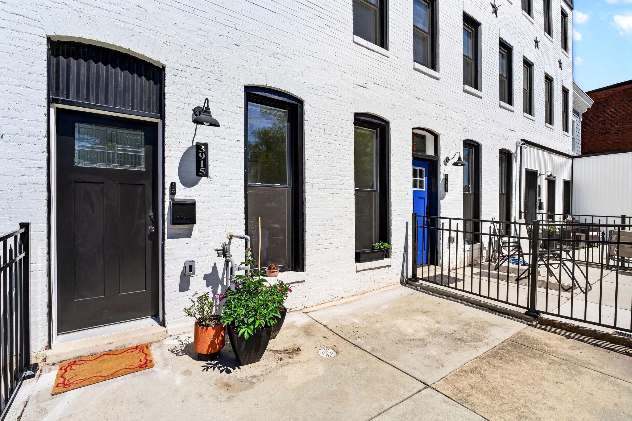 HAMPDEN HISTORIC DISTRICT - Residential
