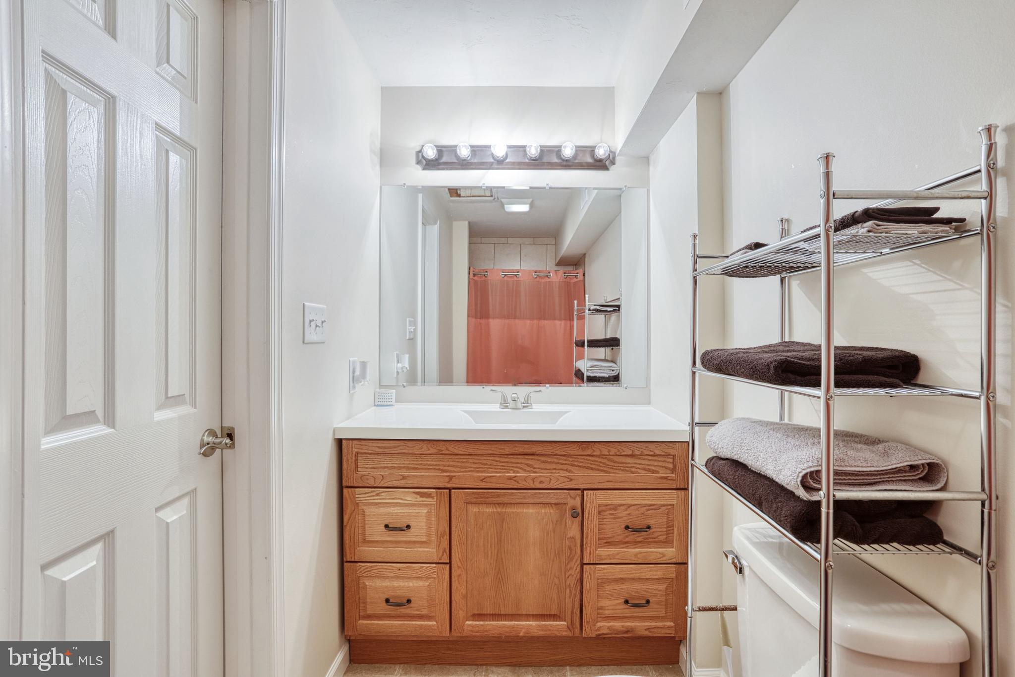 COLONIAL ACRES - Residential