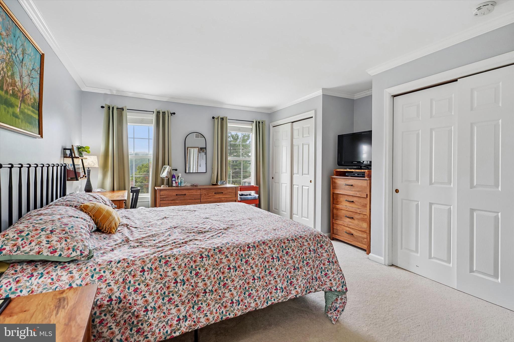 WILLOW MANOR - Residential
