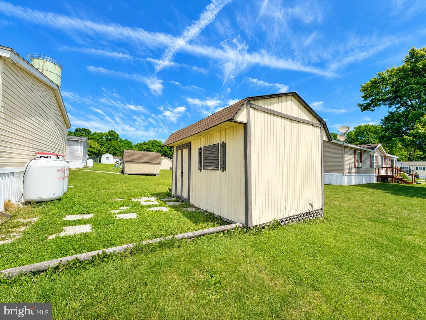 WALNUT GROVE MOBILE HOME PARK - Residential