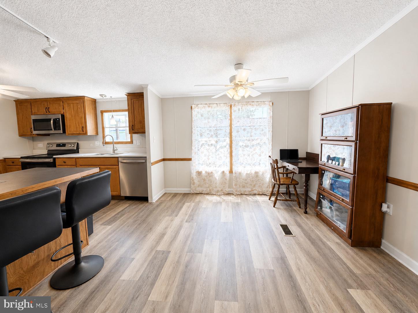WALNUT GROVE MOBILE HOME PARK - Residential