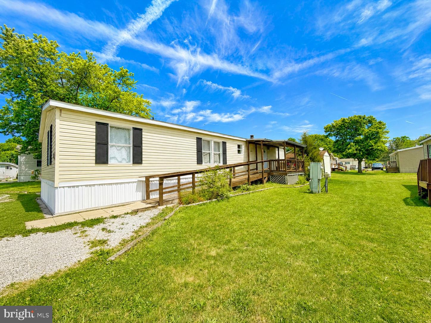 WALNUT GROVE MOBILE HOME PARK - Residential
