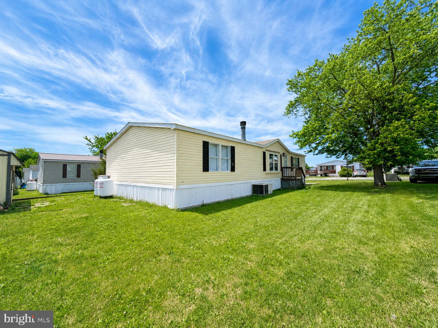 WALNUT GROVE MOBILE HOME PARK - Residential