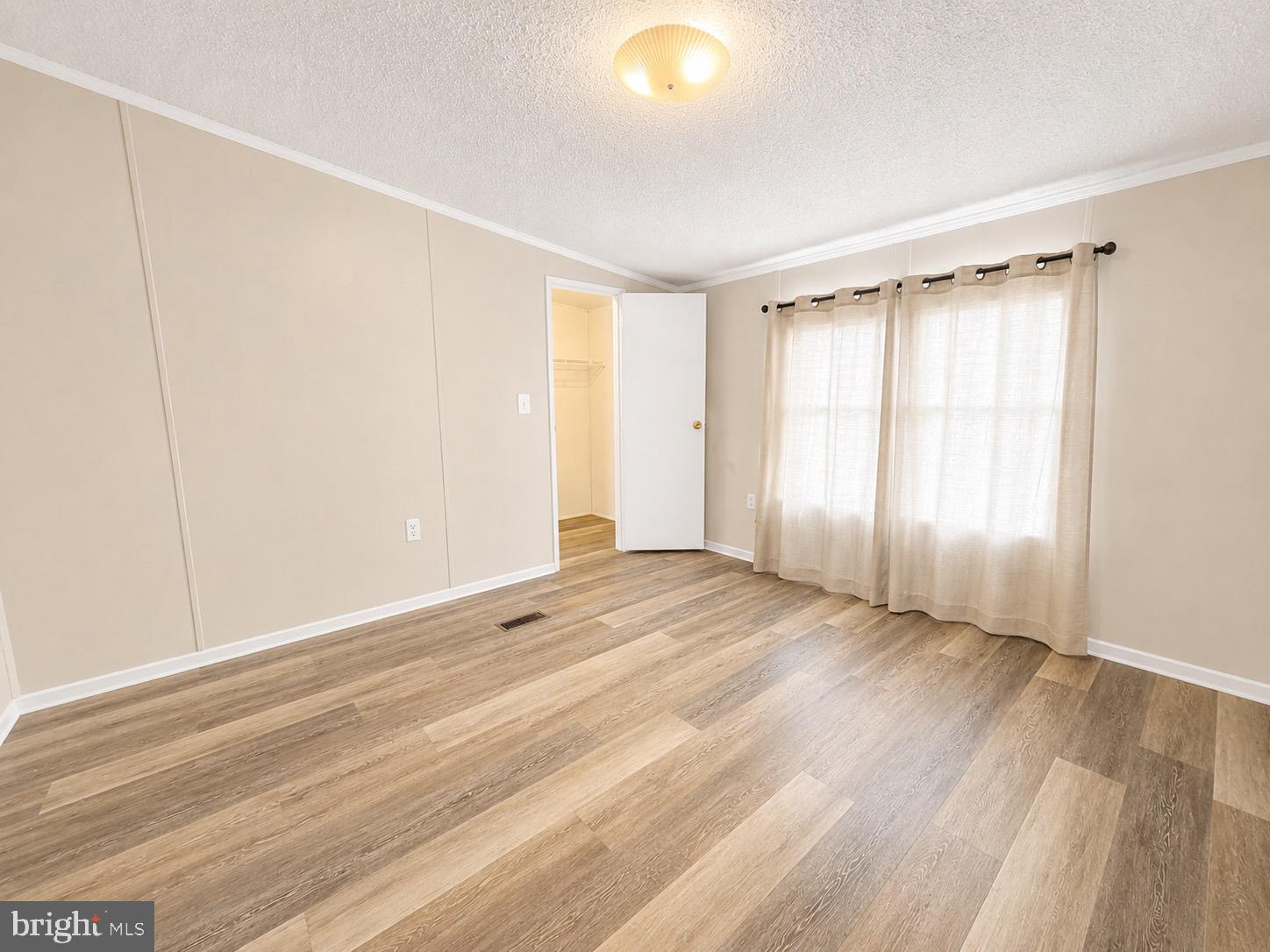 WALNUT GROVE MOBILE HOME PARK - Residential