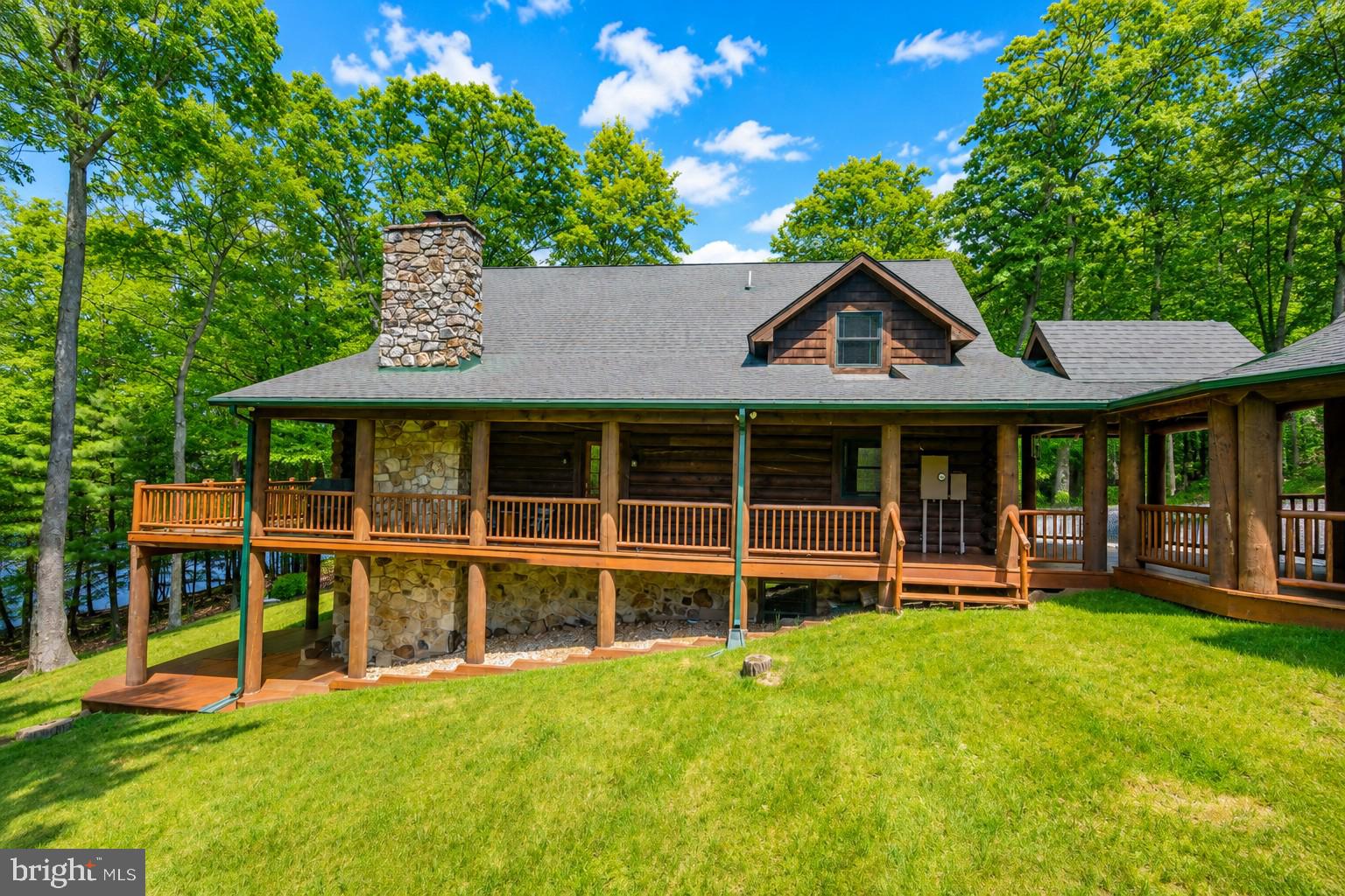 THOUSAND ACRES AT DCL - Residential