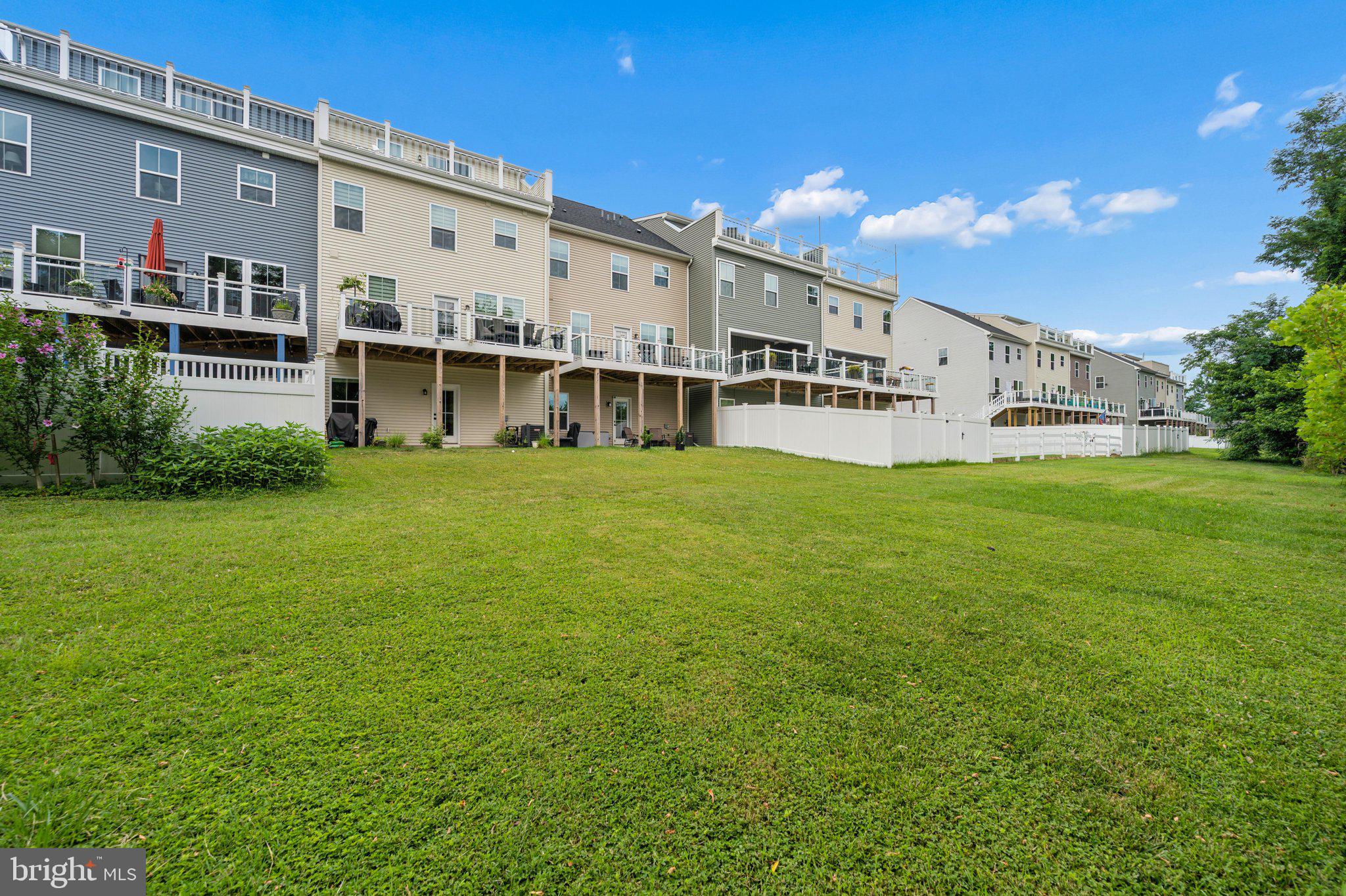 EDGEMERE/SPARROWS POINT - Residential