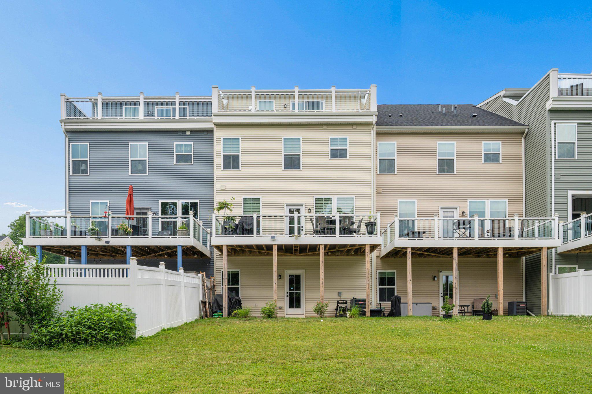 EDGEMERE/SPARROWS POINT - Residential