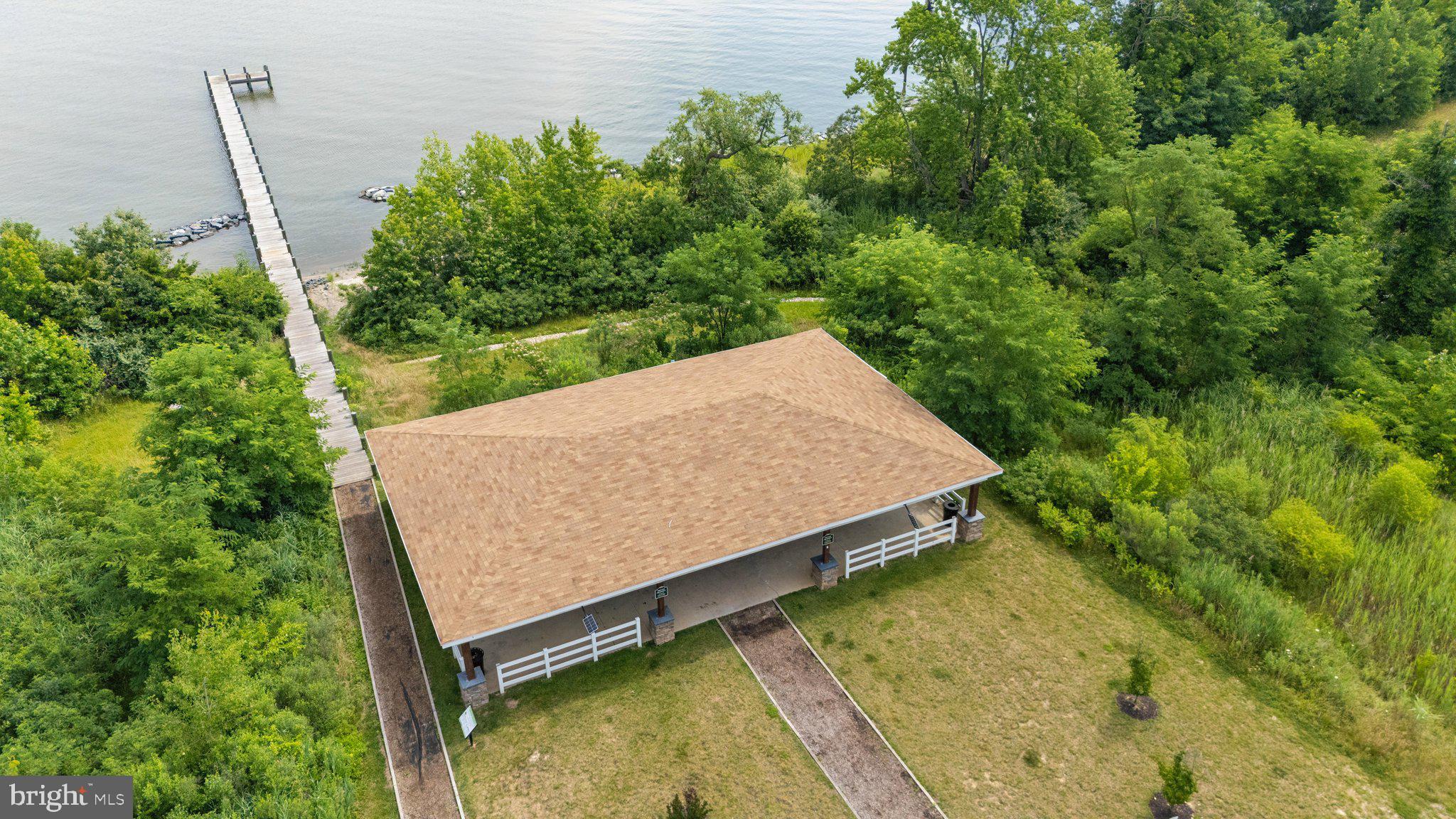 EDGEMERE/SPARROWS POINT - Residential