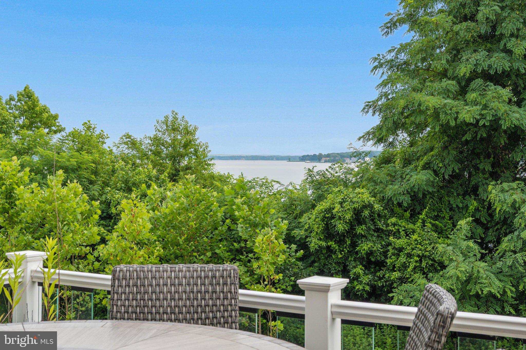 EDGEMERE/SPARROWS POINT - Residential
