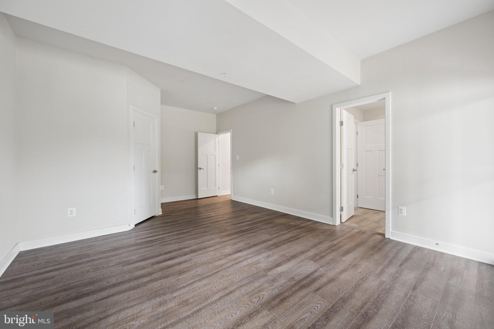 EDGEMERE/SPARROWS POINT - Residential