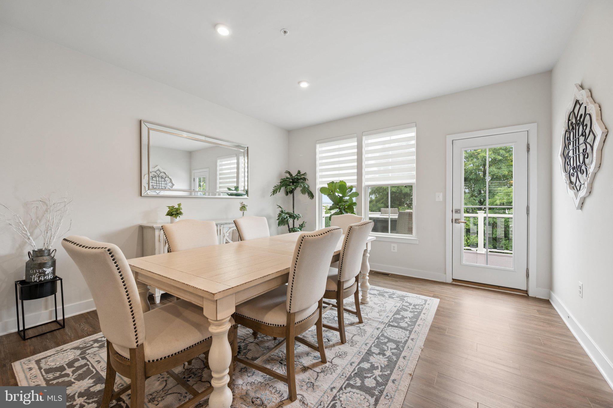 EDGEMERE/SPARROWS POINT - Residential