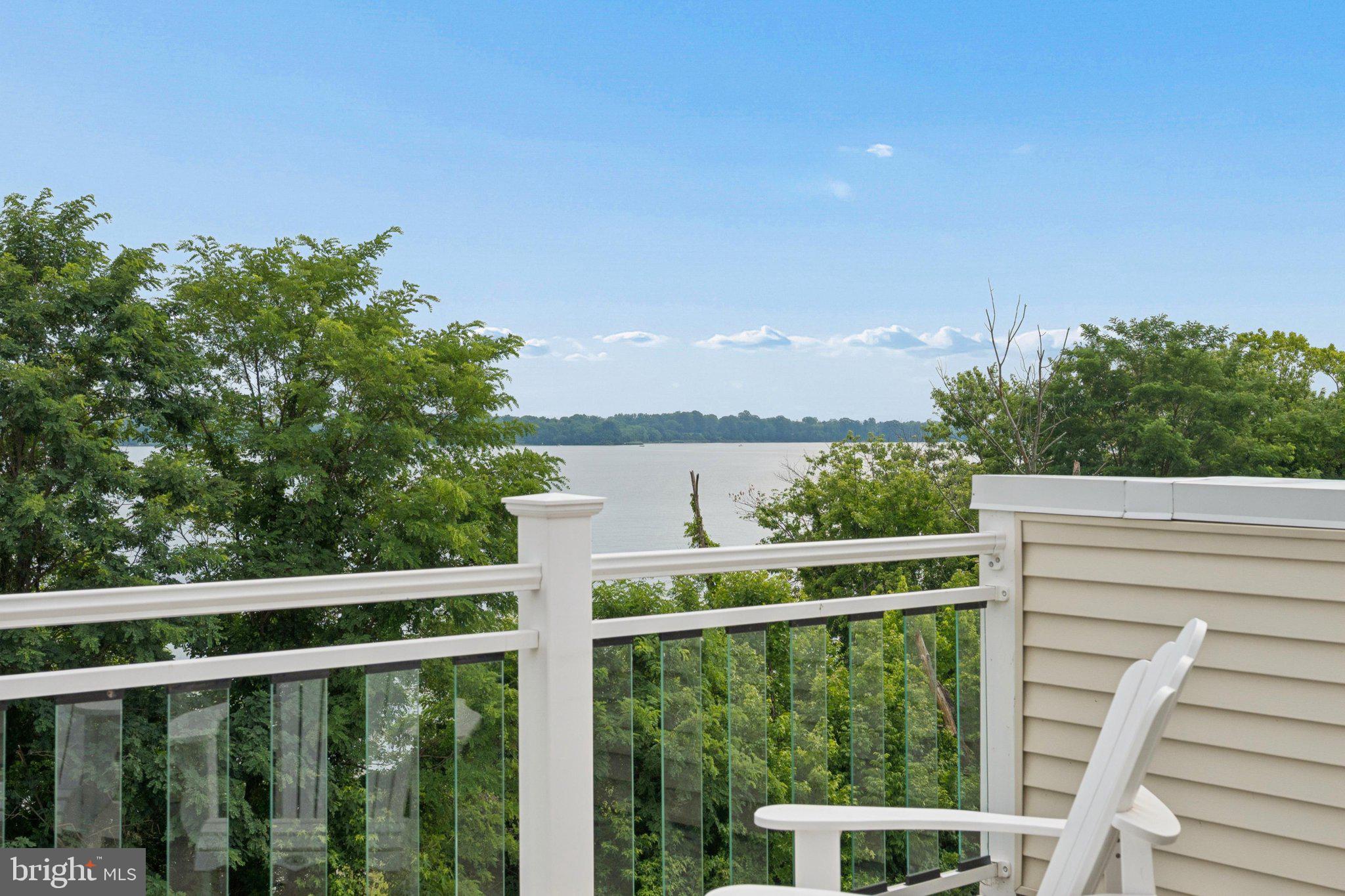 EDGEMERE/SPARROWS POINT - Residential