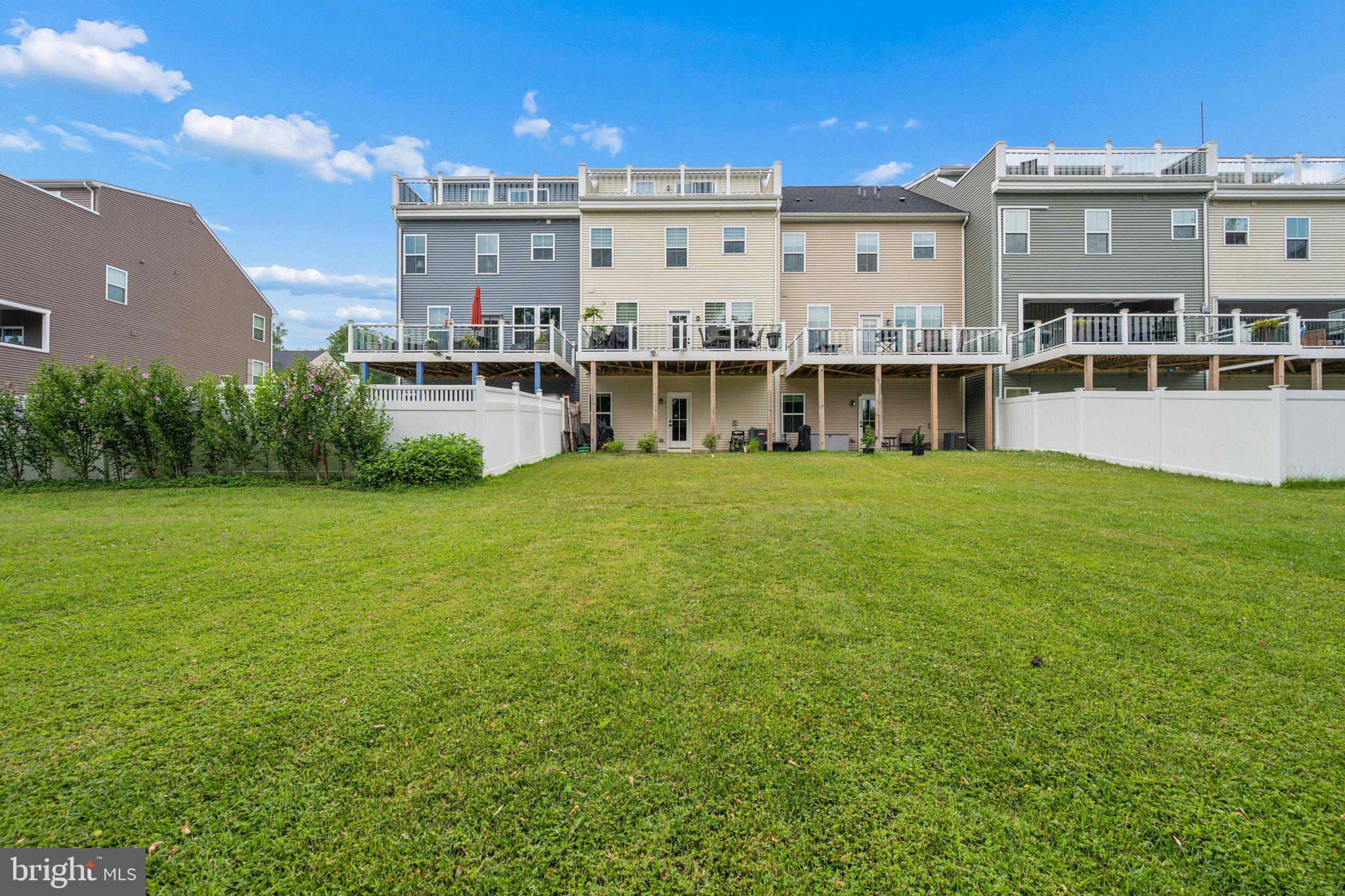 EDGEMERE/SPARROWS POINT - Residential
