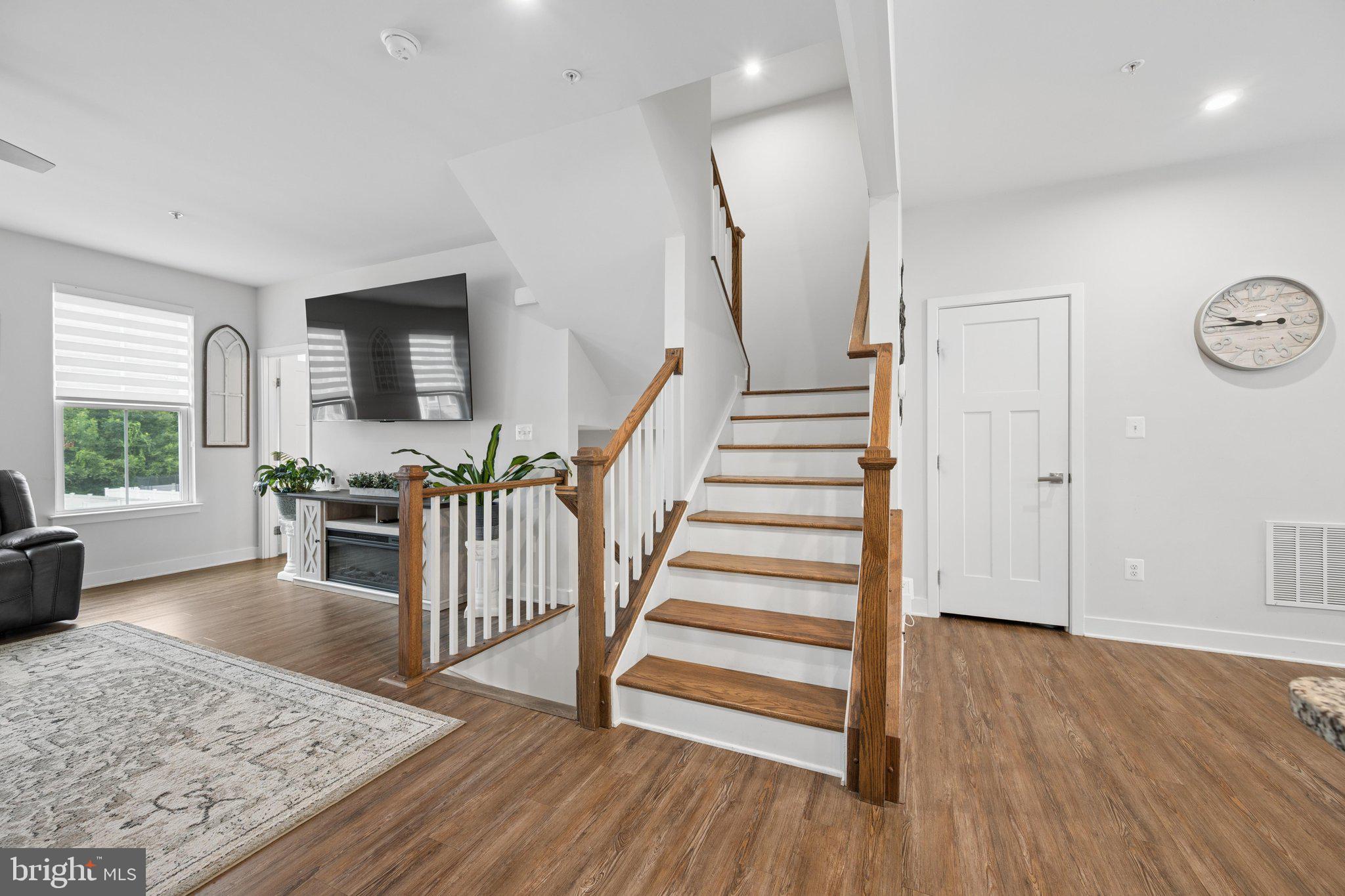 EDGEMERE/SPARROWS POINT - Residential