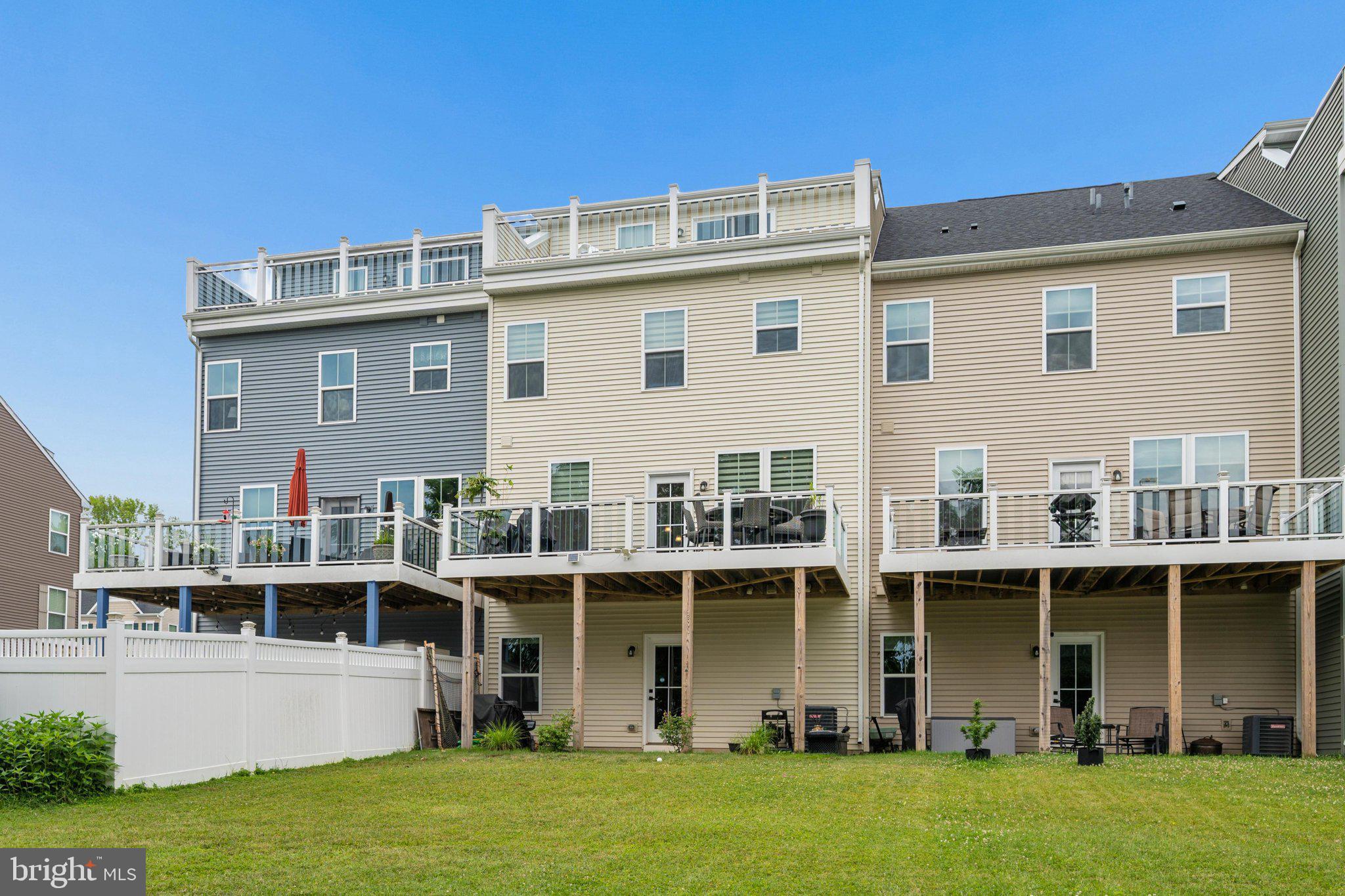 EDGEMERE/SPARROWS POINT - Residential