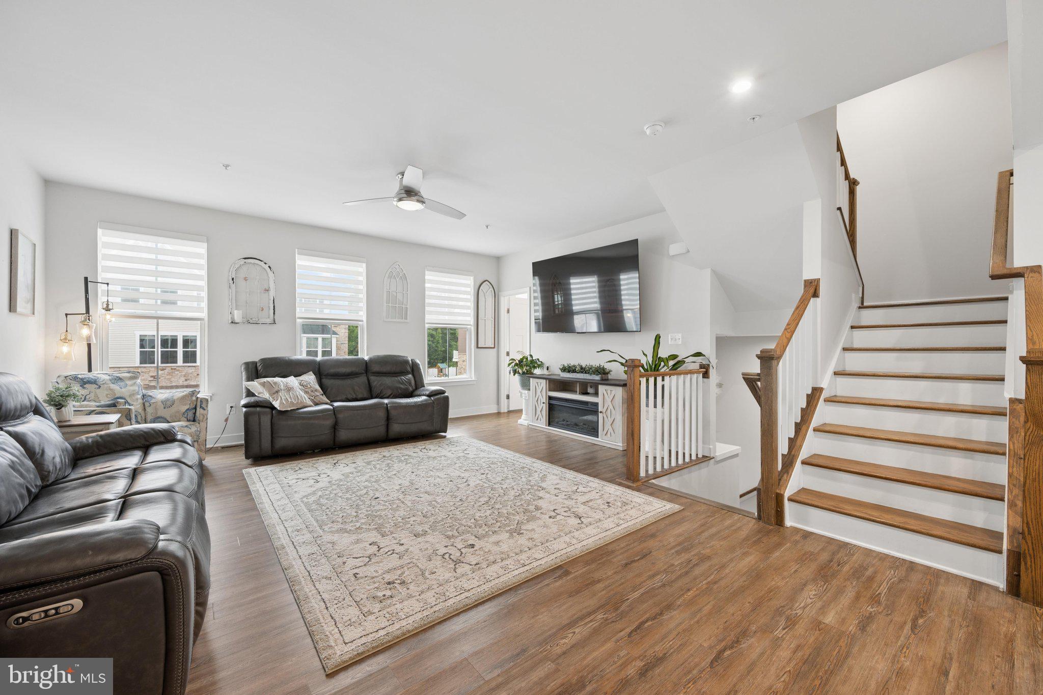 EDGEMERE/SPARROWS POINT - Residential